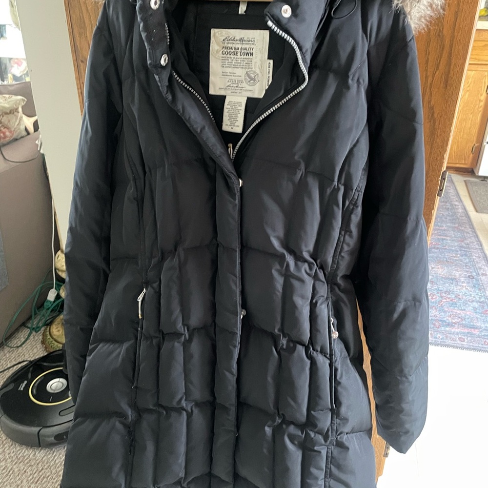 Eddie Bauer Black Quilted Puffer Jacket with removable Hood very warm!